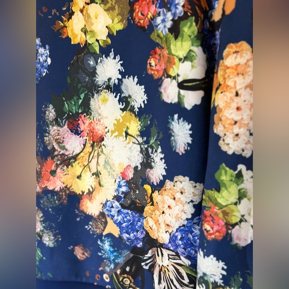 Foray Golf Women’s Small Floral Pullover. Worn once, excellent condition. - Picture 3 of 4